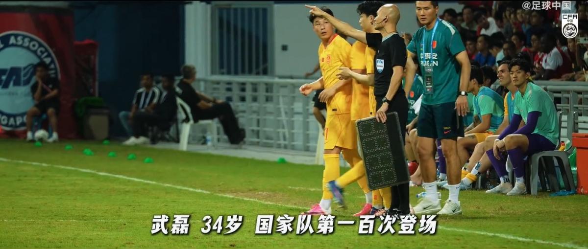 跟队：曼联除了M费还在谈斯科特，没有俱乐部会吊死在一棵树上